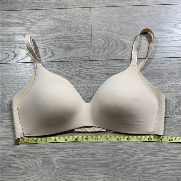 KNIX WingWoman Contour Bra in Nude 2 - Picture 8 of 11